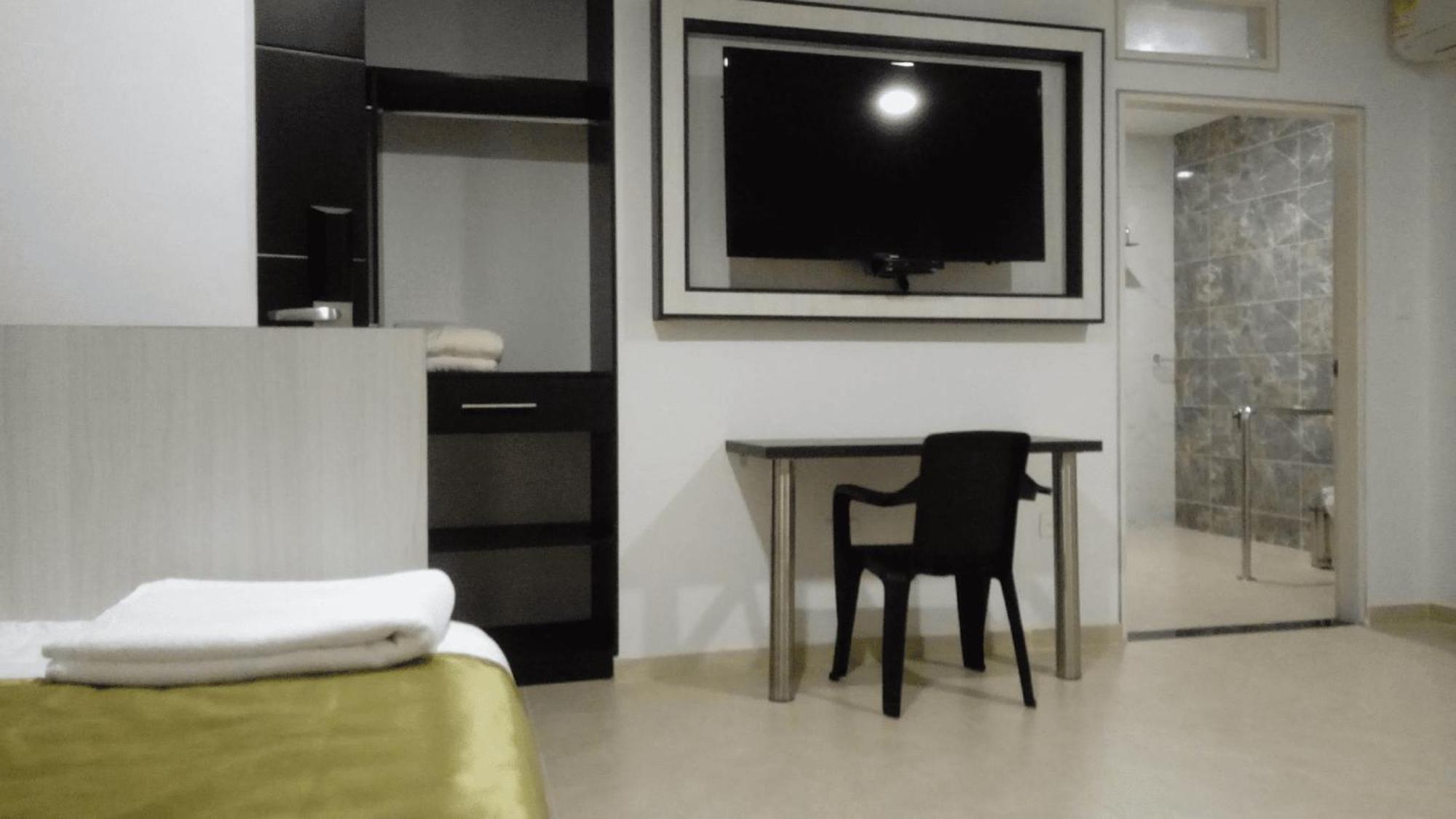 Hotel Andinos Plaza Florencia Florencia  Εξωτερικό φωτογραφία