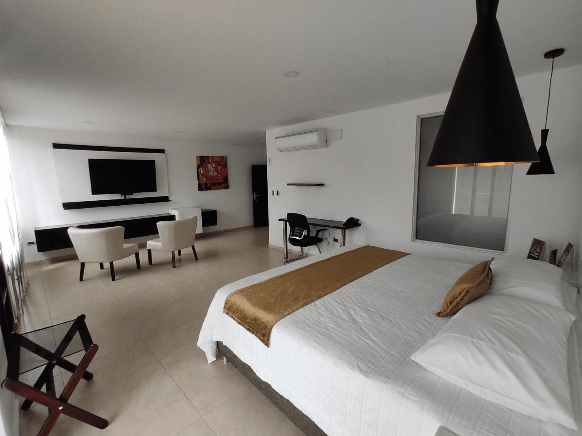 Hotel Andinos Plaza Florencia Florencia  Εξωτερικό φωτογραφία